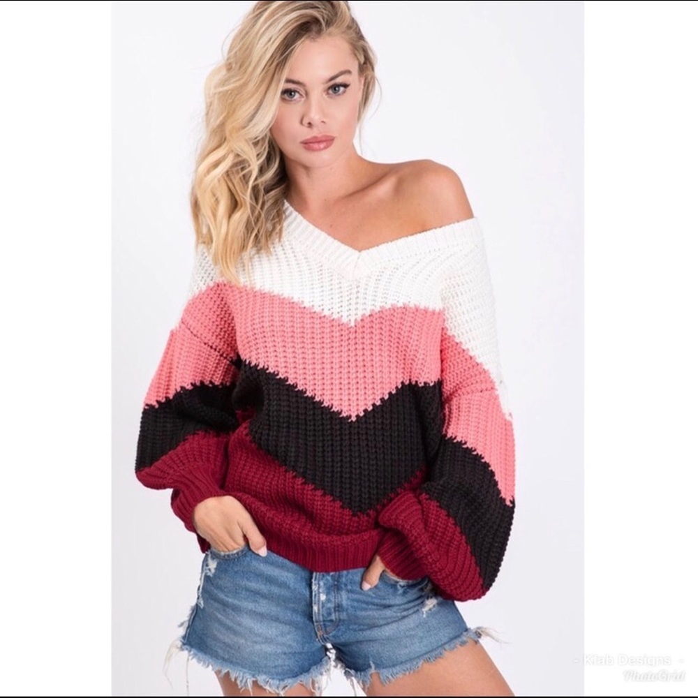 V neck chevron pattern sweater